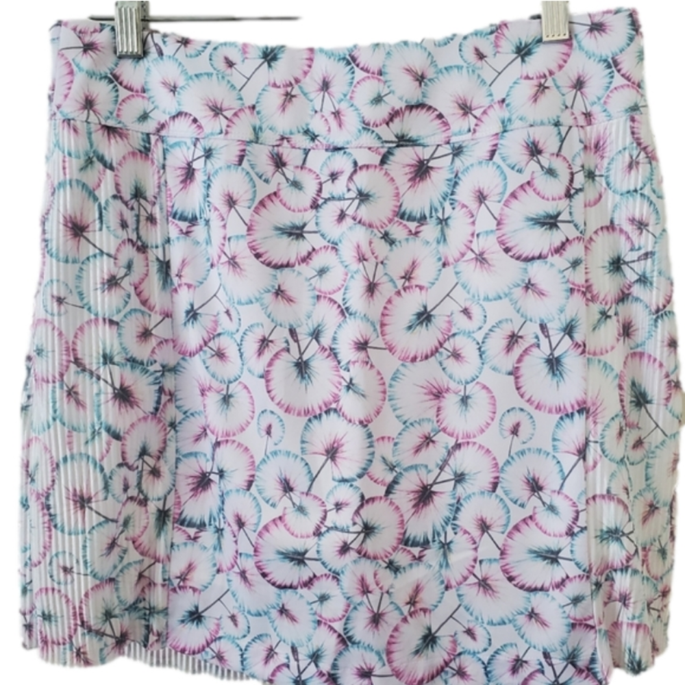Greg Norman Lily Print 18" Golf Short Size M  NWOT